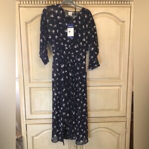 Cabi Women’s Midnight Navy Floral Dream Dress Size 6 NWT